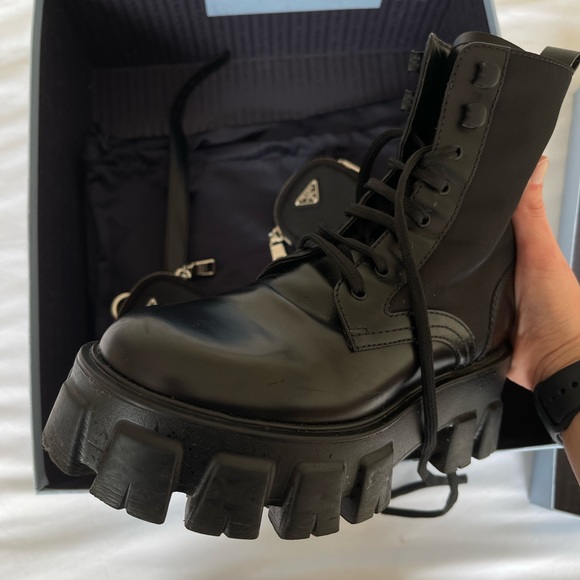 Prada boots with pouch - Picture 6 of 8